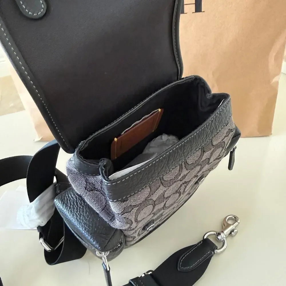 Last 2‼️Coach Sprint Sling Signature Canvas Bag Black Charcoal CBF64